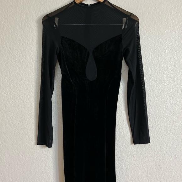 NWOT Alluring Fixation Black Velvet Mesh Long Sleeve Maxi Dress - Picture 9 of 9